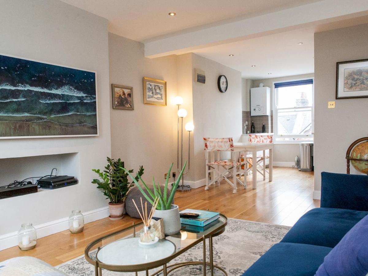 Ferienwohnung Pass The Keys Immaculate Flat With Roof Terrace In North London Exterior foto