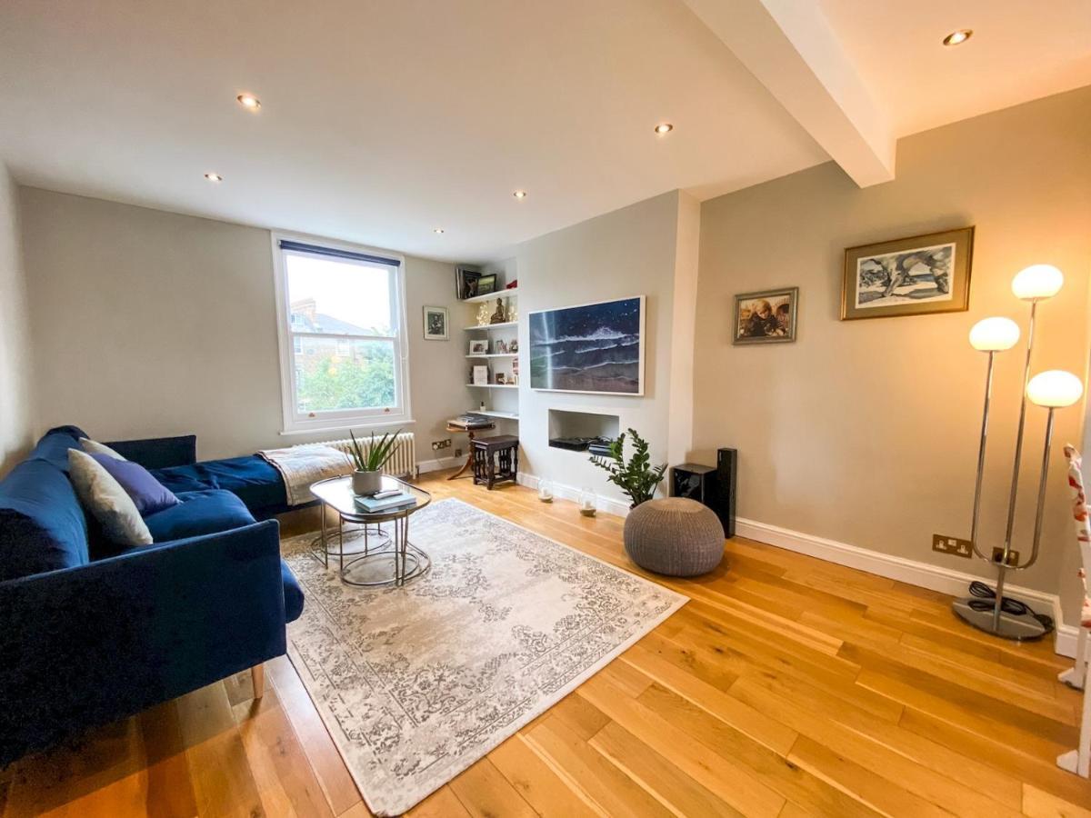 Ferienwohnung Pass The Keys Immaculate Flat With Roof Terrace In North London Exterior foto