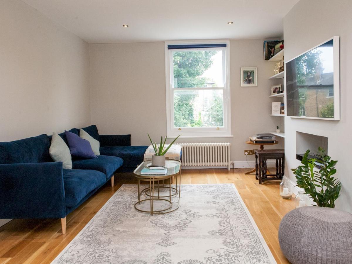 Ferienwohnung Pass The Keys Immaculate Flat With Roof Terrace In North London Exterior foto