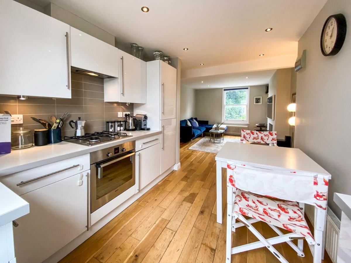 Ferienwohnung Pass The Keys Immaculate Flat With Roof Terrace In North London Exterior foto