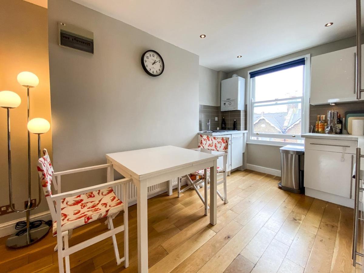 Ferienwohnung Pass The Keys Immaculate Flat With Roof Terrace In North London Exterior foto