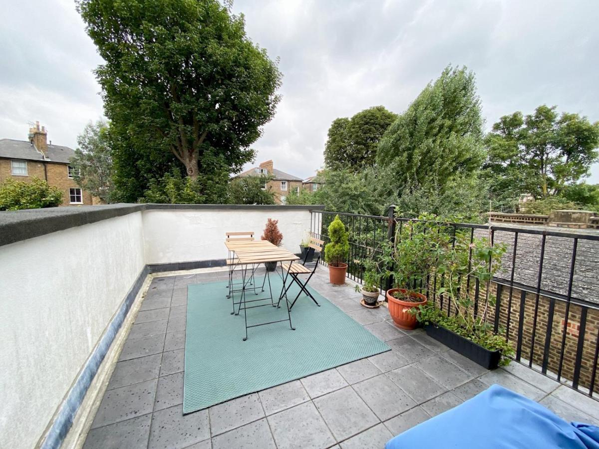 Ferienwohnung Pass The Keys Immaculate Flat With Roof Terrace In North London Exterior foto